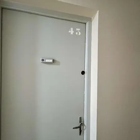 Apartment 3 Personnes - Cap D'agde Avec Parking Privatif - Fr-1-249-440 Agde